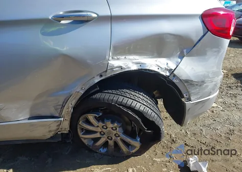 2019 Buick Envision Fwd Essence z USA, uszkodzony, nr VIN LRBFXCSA6KD004495